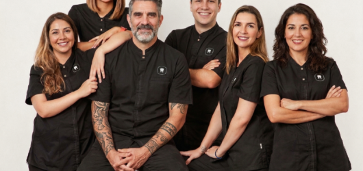 El estándar del dentista en Chile: Por qué lo que brilla no siempre es oro