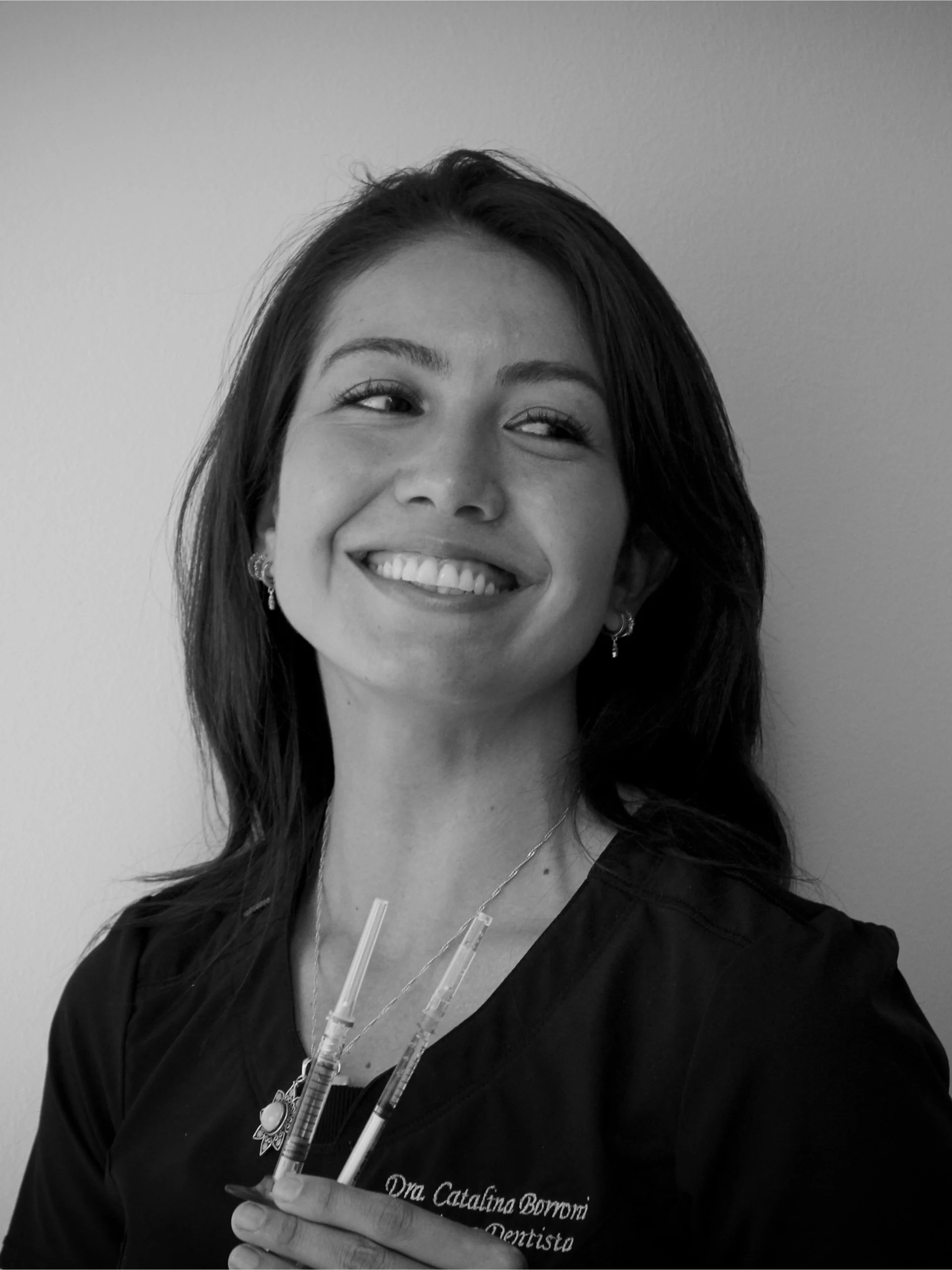 Dra. Catalina Paz Borroni Romero - Mejores Dentistas Chile